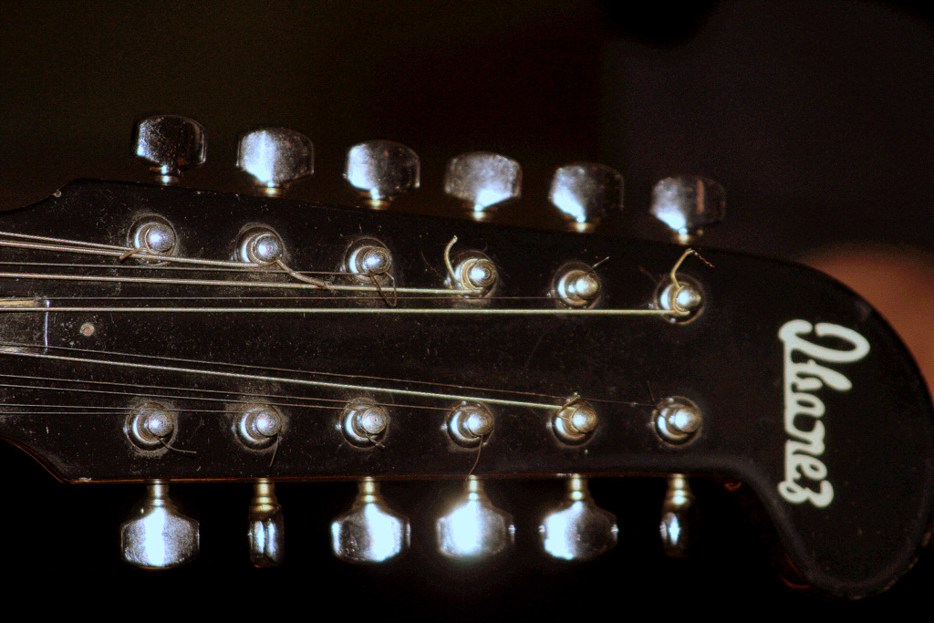 Stringkiller's 1976 Ibanez 12 String dreadnought with a Fender style pedhead