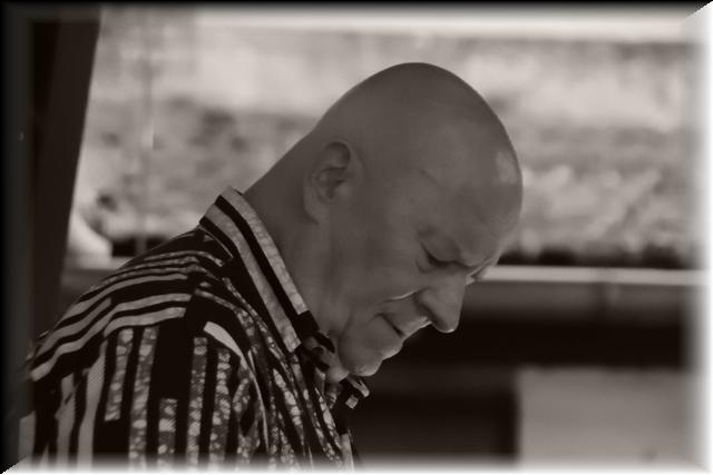 Bruce headshot-Jerome Lecuyer-56_n