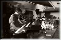Trio-out of focus-Jerome Lecuyer-404_n