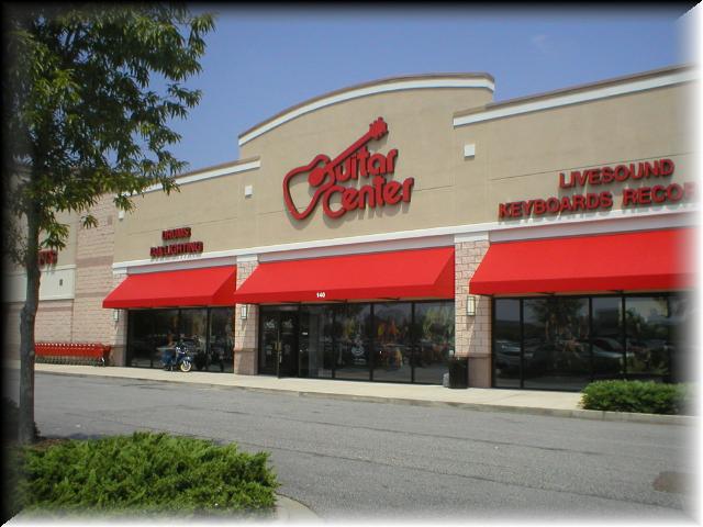 Guitar Center CharlestonSC 082005 12